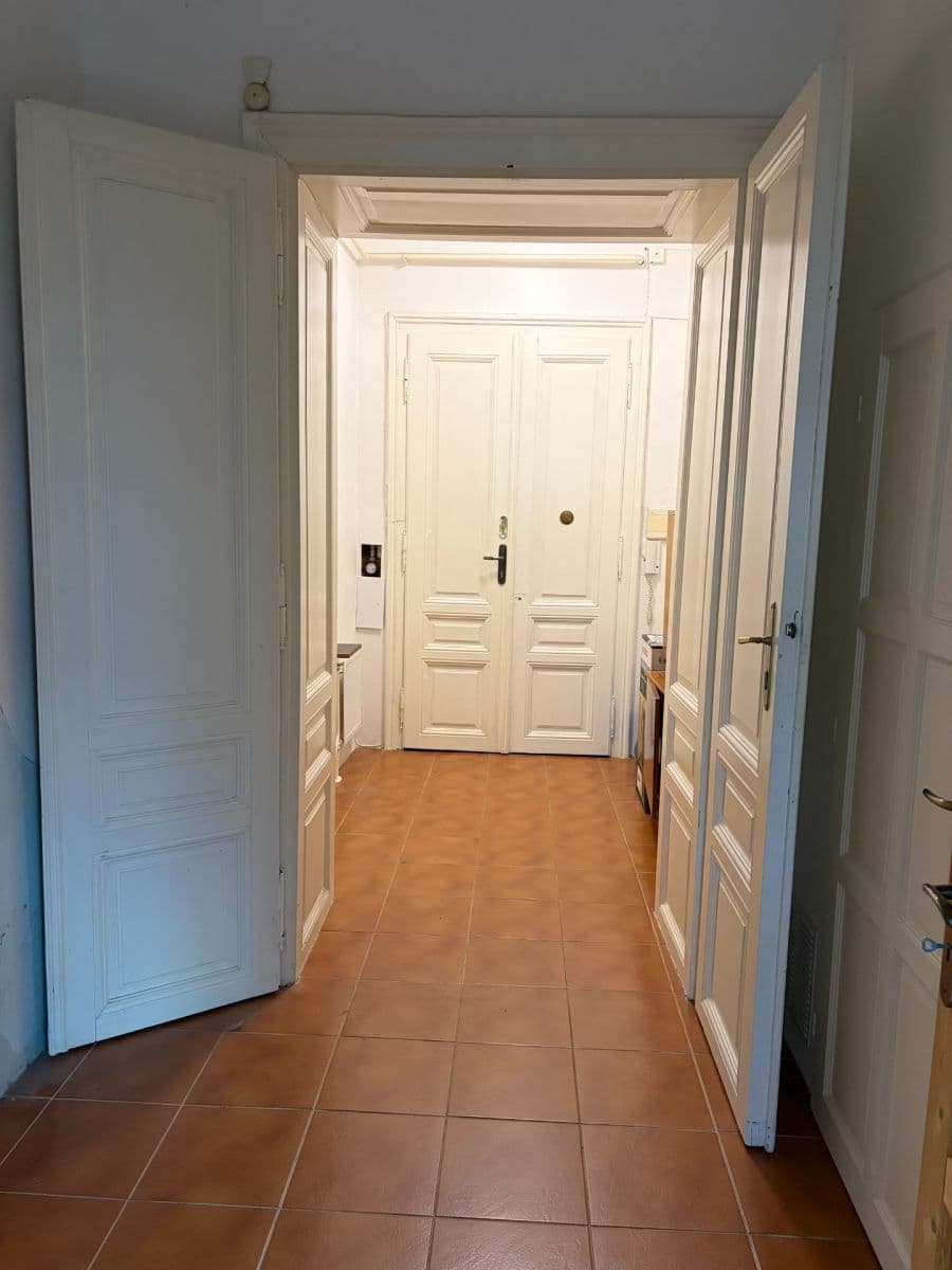 Prenájom bytu 3-izbový 85 m², Dukelská, Olomouc, Olomoucký kraj Prenájom bytu 3-izbový 85 m², Dukelská, Olomouc, Olomoucký kraj