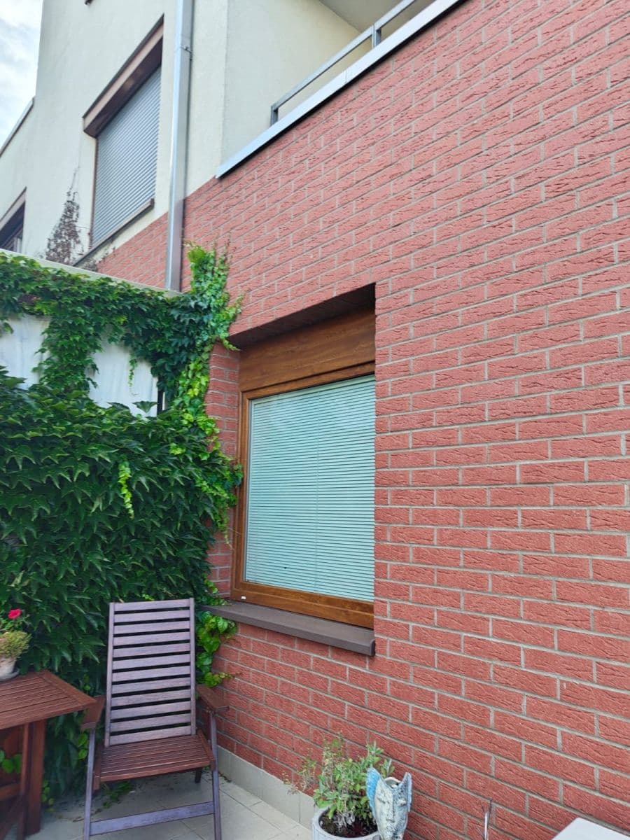 Prenájom bytu 1-izbový 35 m², Hvězdářská, Praha, Praha Prenájom bytu 1-izbový 35 m², Hvězdářská, Praha, Praha