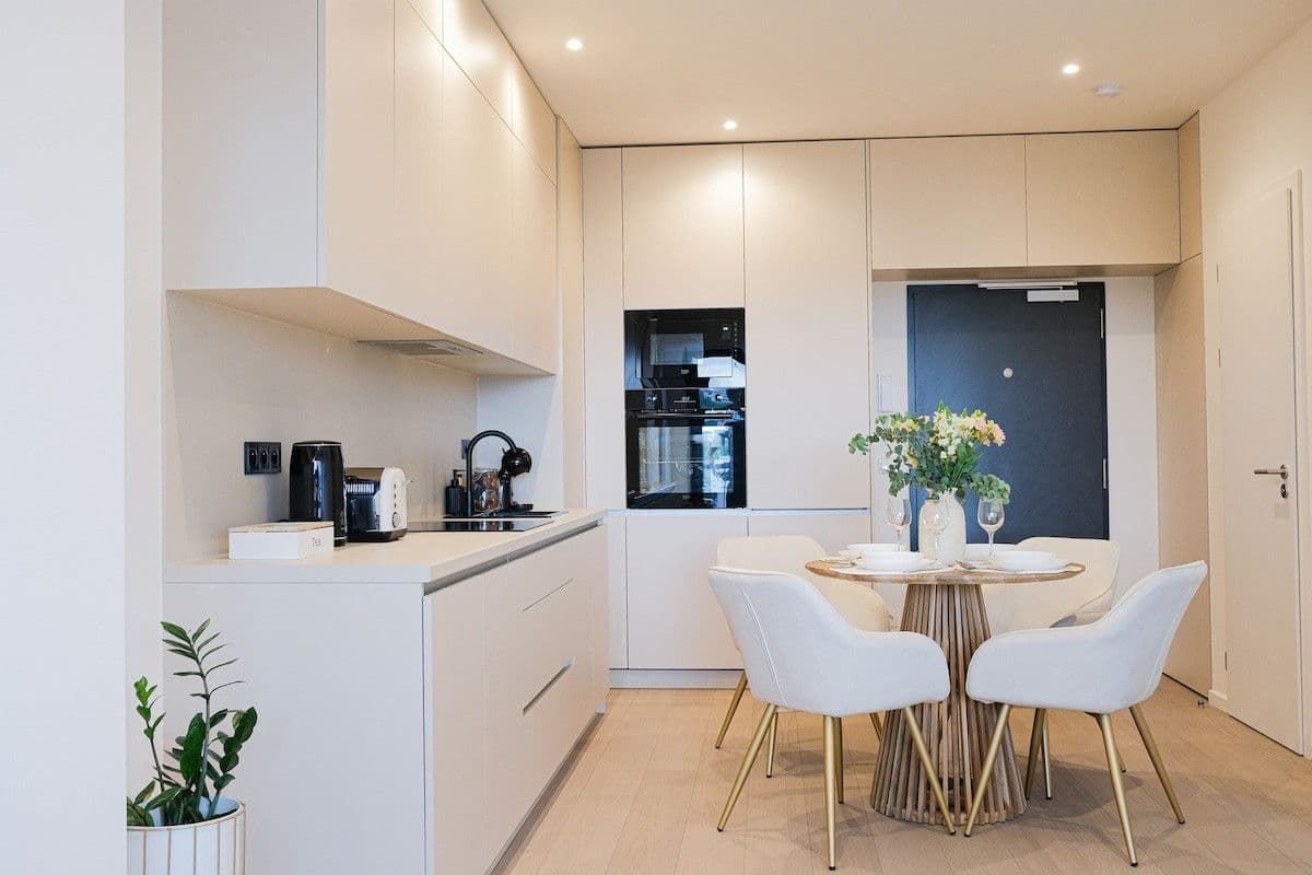 Prenájom bytu 44 m², V Háji, Praha, Praha Prenájom bytu 44 m², V Háji, Praha, Praha