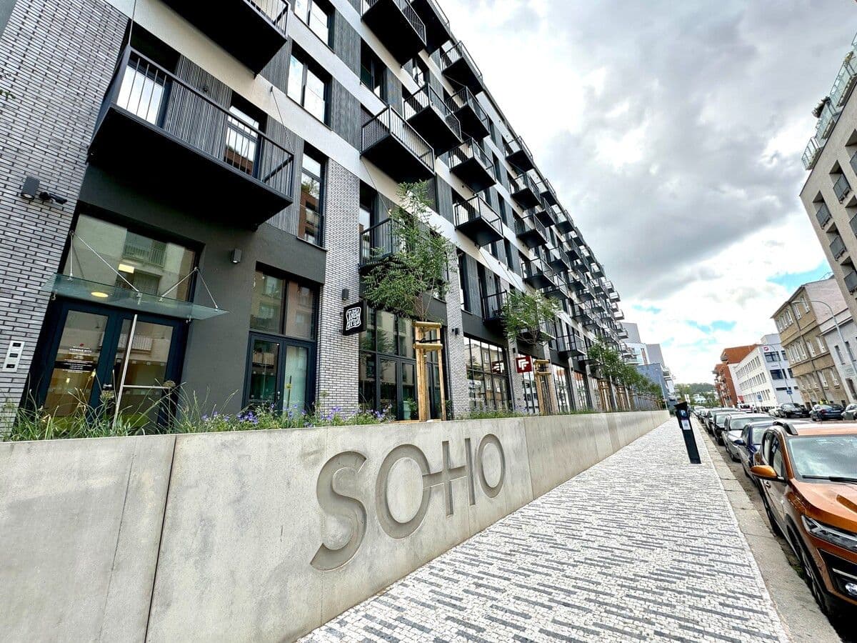 Prenájom bytu 44 m², V Háji, Praha, Praha Prenájom bytu 44 m², V Háji, Praha, Praha