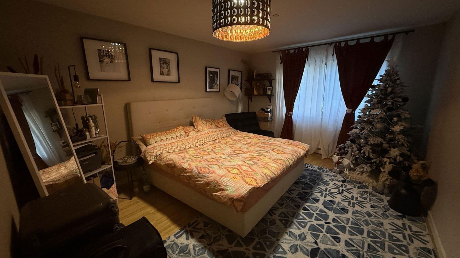 Prenájom bytu 2-izbový 61 m², Köln, Severné Porýnie - Westfálsko Prenájom bytu 2-izbový 61 m², Köln, Severné Porýnie - Westfálsko