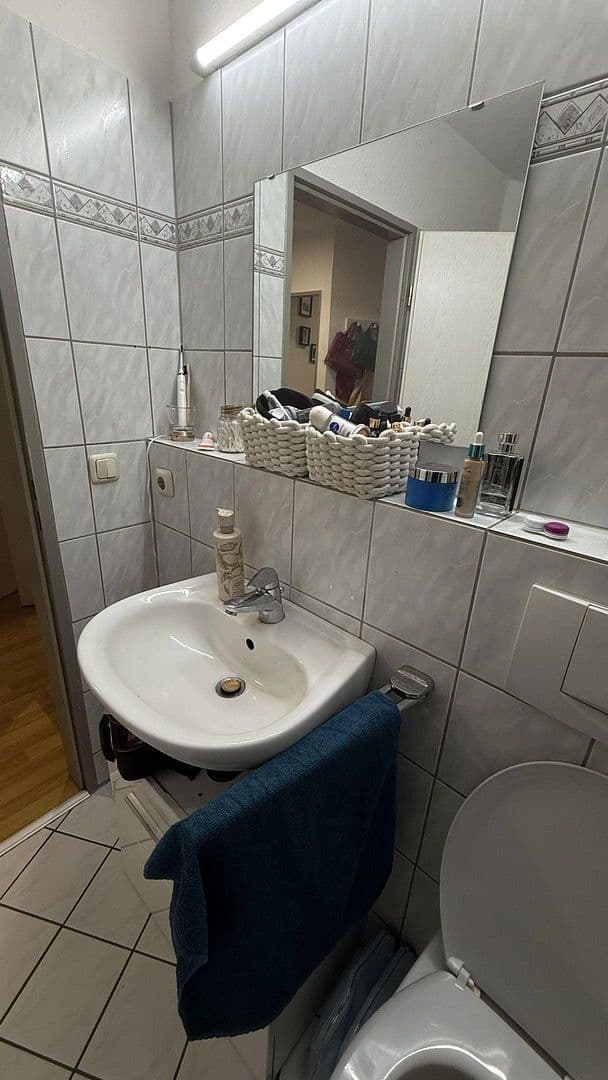 Prenájom bytu 2-izbový 61 m², Köln, Severné Porýnie - Westfálsko Prenájom bytu 2-izbový 61 m², Köln, Severné Porýnie - Westfálsko