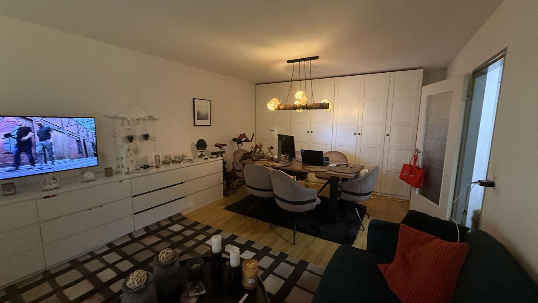 Prenájom bytu 2-izbový 61 m², Köln, Severné Porýnie - Westfálsko Prenájom bytu 2-izbový 61 m², Köln, Severné Porýnie - Westfálsko