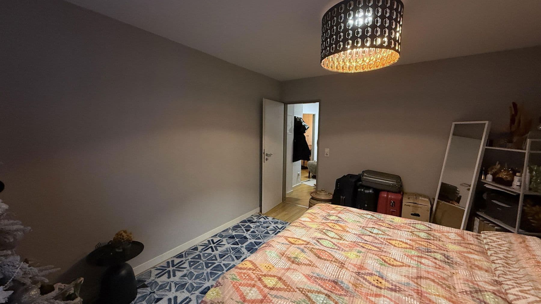 Prenájom bytu 2-izbový 61 m², Köln, Severné Porýnie - Westfálsko Prenájom bytu 2-izbový 61 m², Köln, Severné Porýnie - Westfálsko