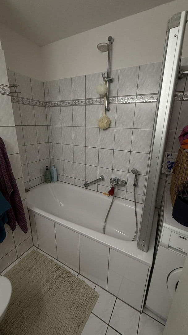 Prenájom bytu 2-izbový 61 m², Köln, Severné Porýnie - Westfálsko Prenájom bytu 2-izbový 61 m², Köln, Severné Porýnie - Westfálsko