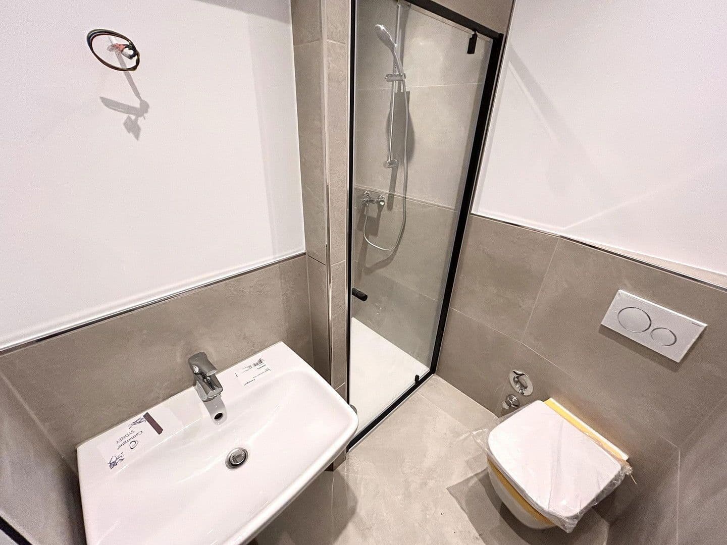 Prenájom bytu 2-izbový 50 m², Köln, Severné Porýnie - Westfálsko Prenájom bytu 2-izbový 50 m², Köln, Severné Porýnie - Westfálsko