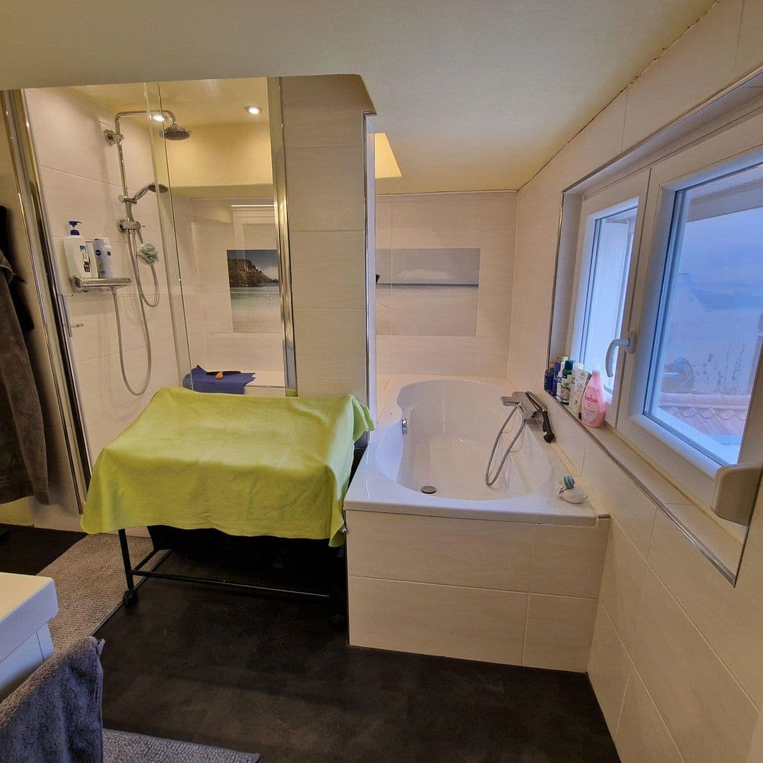 Predaj domu 132 m², pozemek 129 m², Hauptstraße, 49, Rodgau, Hesensko Predaj domu 132 m², pozemek 129 m², Hauptstraße, 49, Rodgau, Hesensko