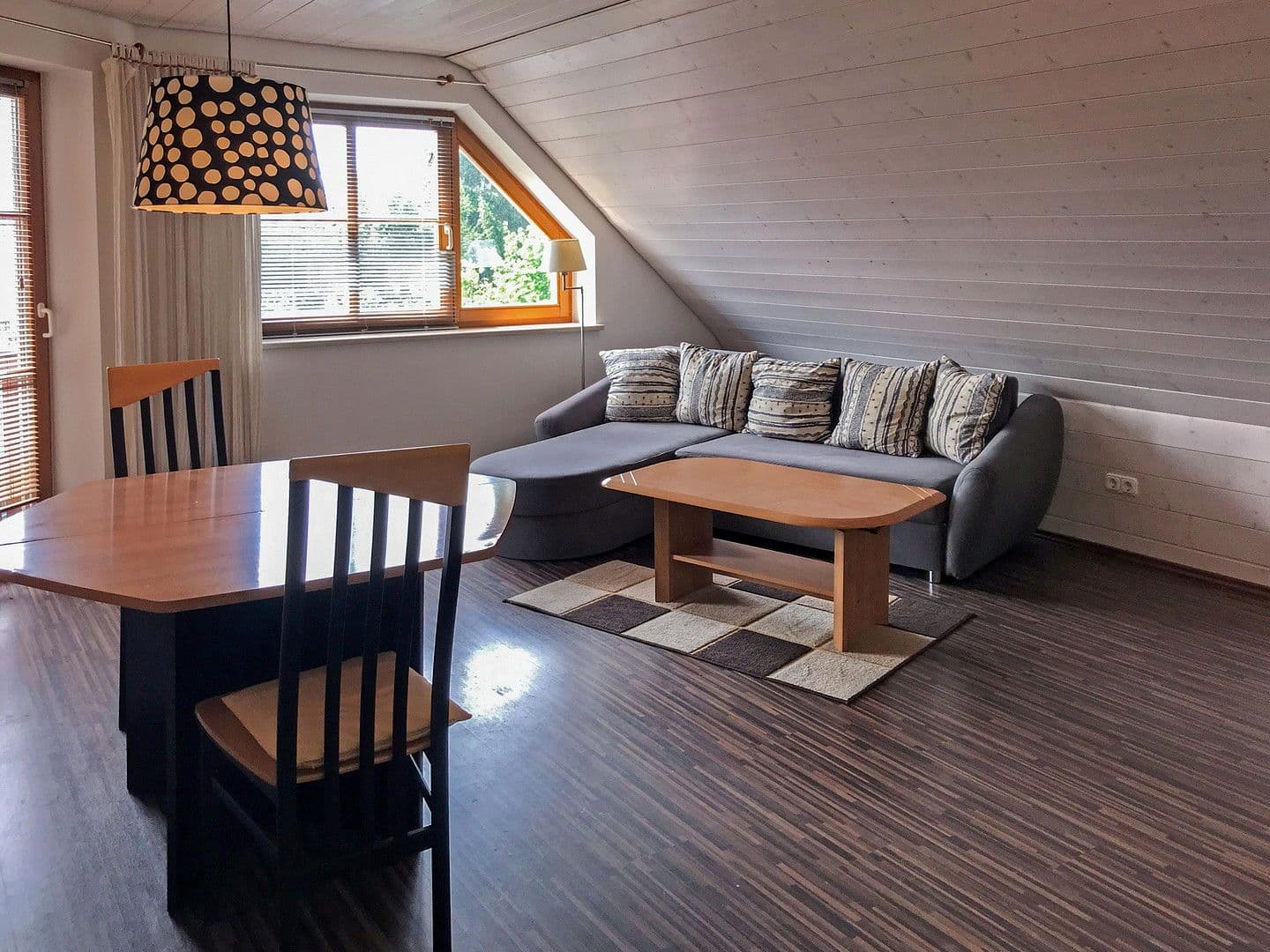 Predaj domu 200 m², pozemek 457 m², Burghausen, Bavorsko Predaj domu 200 m², pozemek 457 m², Burghausen, Bavorsko