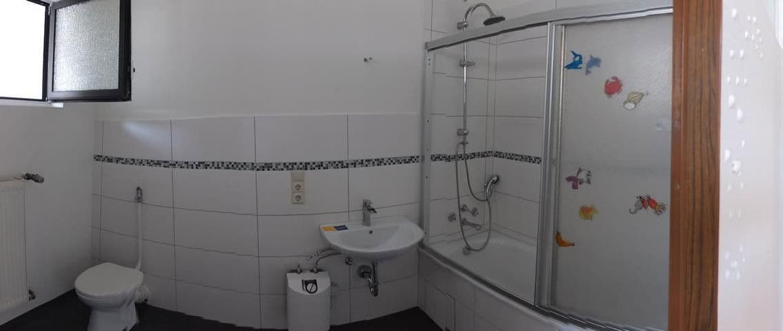 Prenájom bytu 7-izbový 180 m², Rodalben, Porýnie-Falcko Prenájom bytu 7-izbový 180 m², Rodalben, Porýnie-Falcko