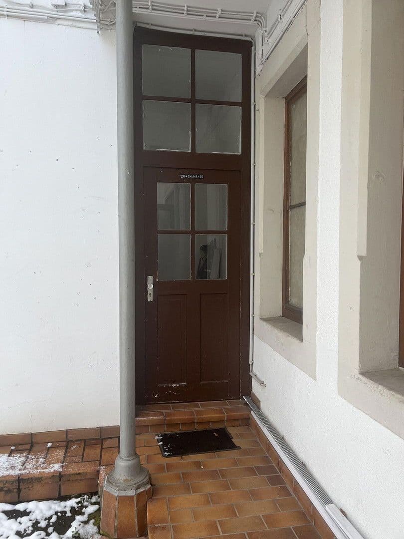 Prenájom bytu 7-izbový 180 m², Rodalben, Porýnie-Falcko Prenájom bytu 7-izbový 180 m², Rodalben, Porýnie-Falcko