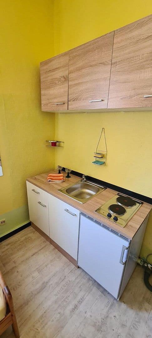 Prenájom bytu 1-izbový 20 m², Stubenlohstr. 6, Erlangen, Bavorsko Prenájom bytu 1-izbový 20 m², Stubenlohstr. 6, Erlangen, Bavorsko