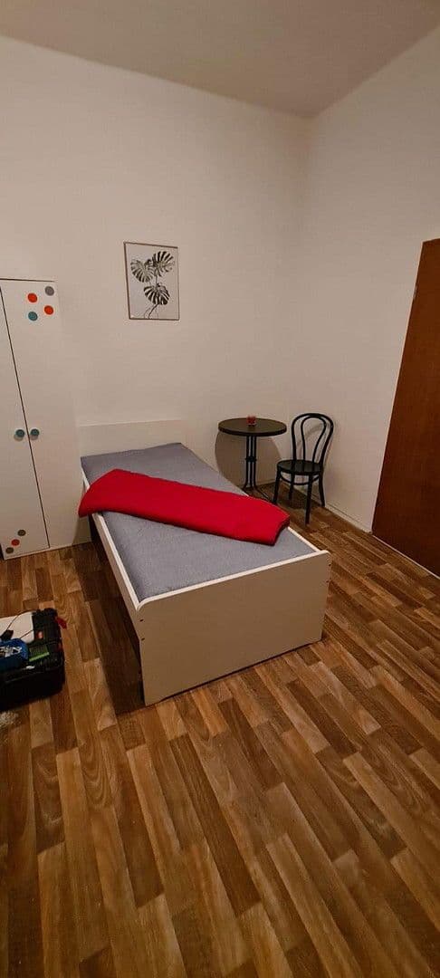 Prenájom bytu 1-izbový 20 m², Stubenlohstr. 6, Erlangen, Bavorsko Prenájom bytu 1-izbový 20 m², Stubenlohstr. 6, Erlangen, Bavorsko