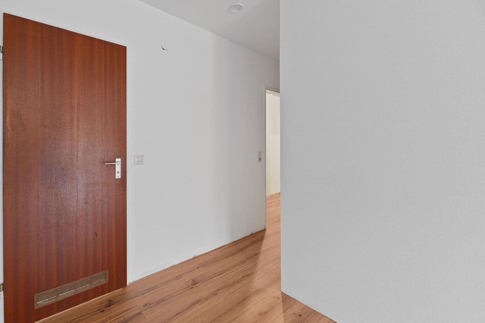 Prenájom bytu 2-izbový 46 m², Wannweiler Straße 68, Kirchentellinsfurt, Bádensko-Wurttembersko Prenájom bytu 2-izbový 46 m², Wannweiler Straße 68, Kirchentellinsfurt, Bádensko-Wurttembersko
