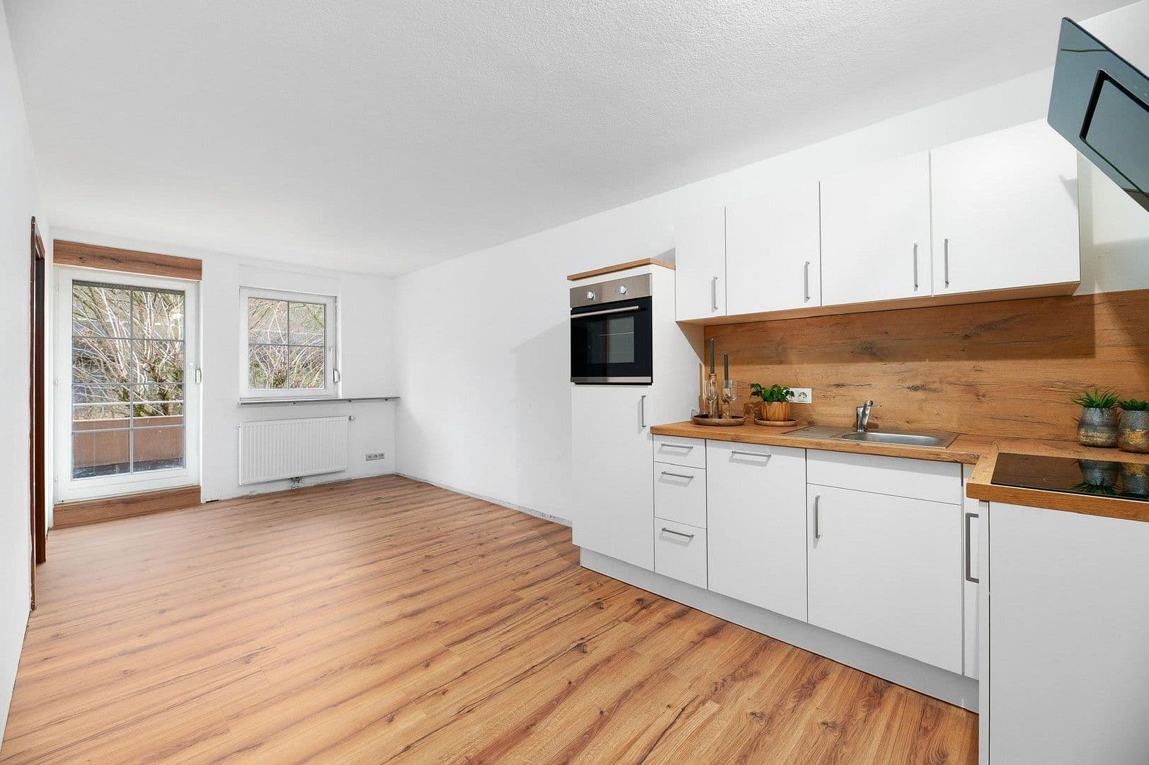 Prenájom bytu 2-izbový 46 m², Wannweiler Straße 68, Kirchentellinsfurt, Bádensko-Wurttembersko Prenájom bytu 2-izbový 46 m², Wannweiler Straße 68, Kirchentellinsfurt, Bádensko-Wurttembersko