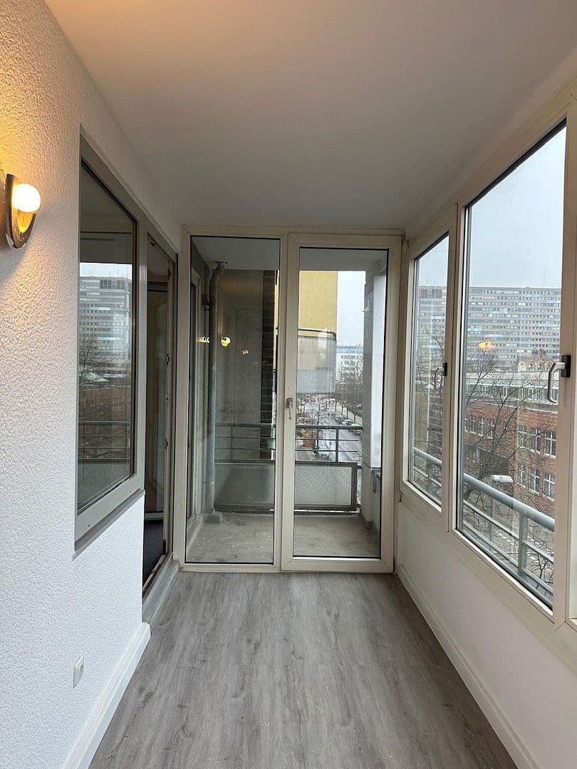 Predaj bytu 3-izbový 69 m², Schöneberger Str. 9, Berlin, Berlín Predaj bytu 3-izbový 69 m², Schöneberger Str. 9, Berlin, Berlín
