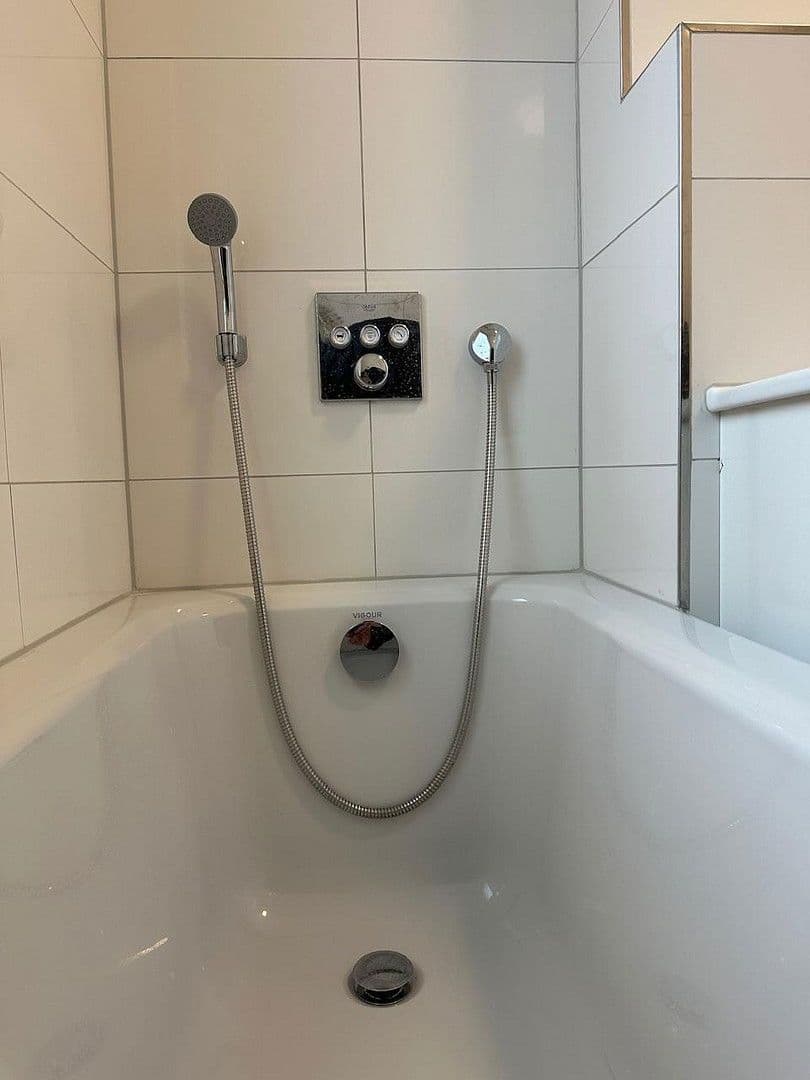 Predaj bytu 3-izbový 69 m², Schöneberger Str. 9, Berlin, Berlín Predaj bytu 3-izbový 69 m², Schöneberger Str. 9, Berlin, Berlín