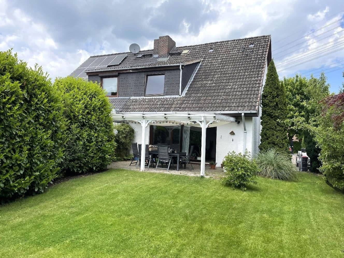 Predaj domu 110 m², pozemek 393 m², Depenkamp 15, Hamburg, Hamburg Predaj domu 110 m², pozemek 393 m², Depenkamp 15, Hamburg, Hamburg