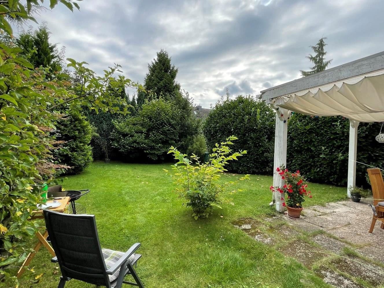 Predaj domu 110 m², pozemek 393 m², Depenkamp 15, Hamburg, Hamburg Predaj domu 110 m², pozemek 393 m², Depenkamp 15, Hamburg, Hamburg