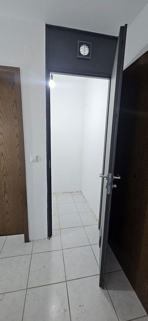 Prenájom bytu 4-izbový 81 m², Wörth am Rhein, Porýnie-Falcko Prenájom bytu 4-izbový 81 m², Wörth am Rhein, Porýnie-Falcko