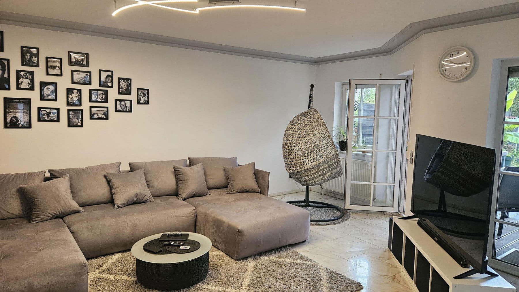 Predaj domu 156 m², pozemek 404 m², Oftersheim, Bádensko-Wurttembersko Predaj domu 156 m², pozemek 404 m², Oftersheim, Bádensko-Wurttembersko