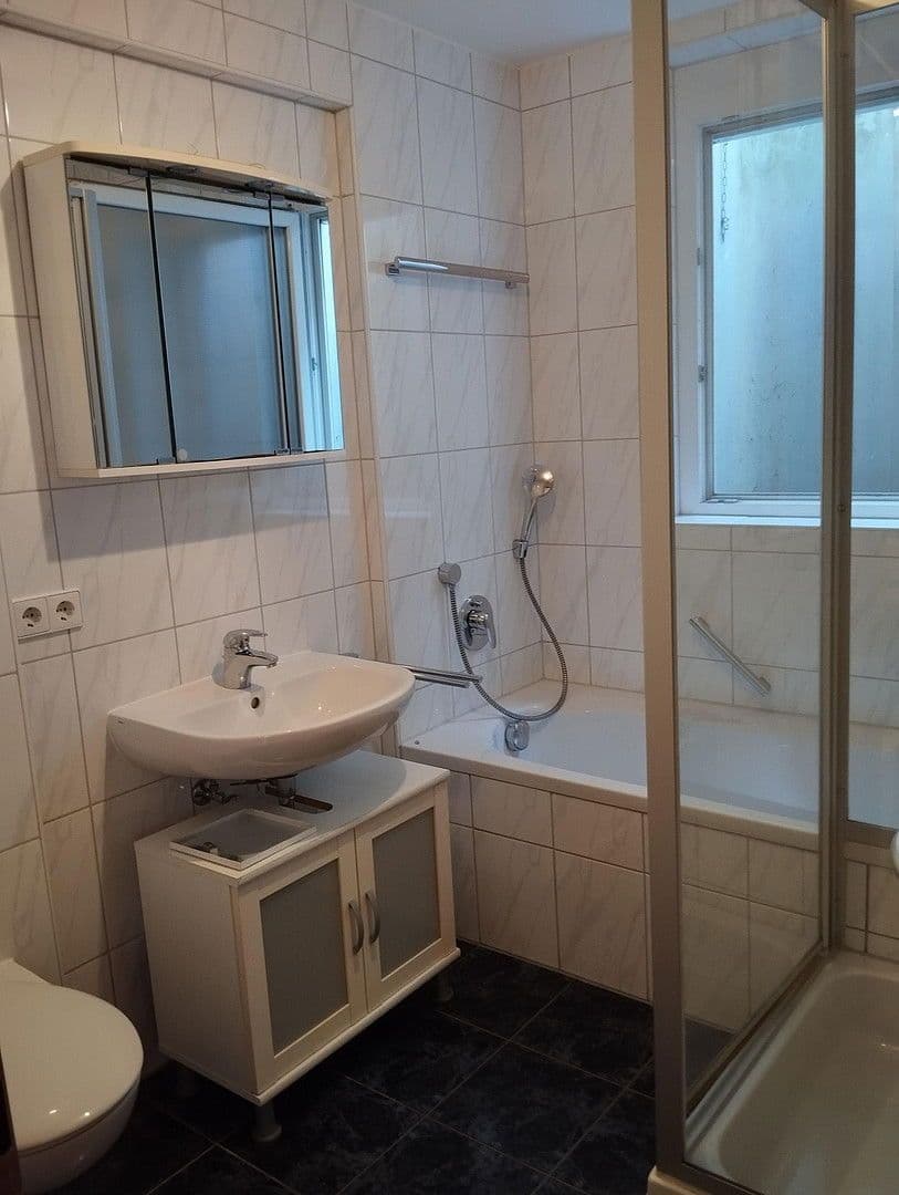 Prenájom bytu 1-izbový 37 m², Ludwigsburg, Bádensko-Wurttembersko Prenájom bytu 1-izbový 37 m², Ludwigsburg, Bádensko-Wurttembersko