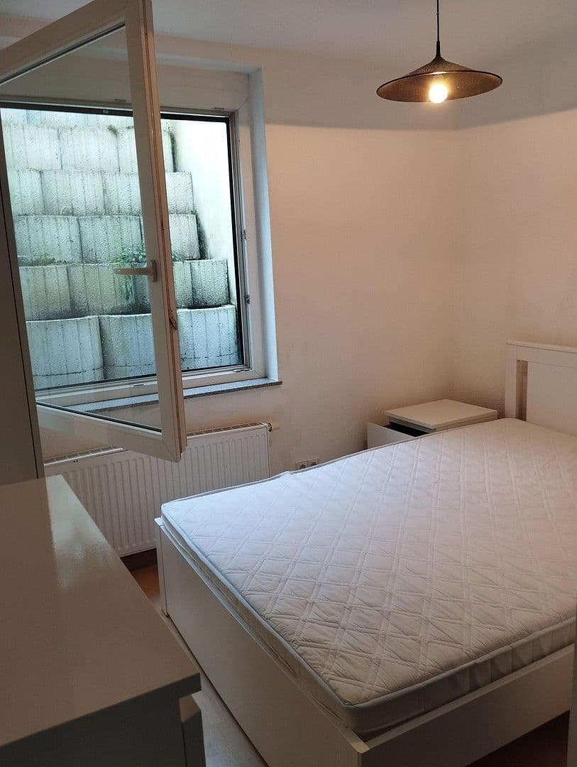 Prenájom bytu 1-izbový 37 m², Ludwigsburg, Bádensko-Wurttembersko Prenájom bytu 1-izbový 37 m², Ludwigsburg, Bádensko-Wurttembersko