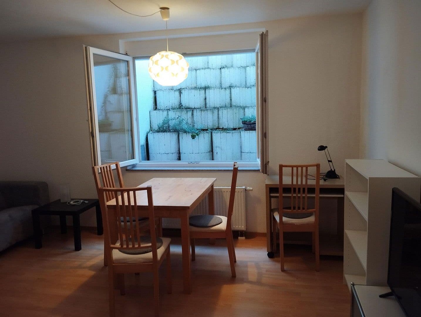 Prenájom bytu 1-izbový 37 m², Ludwigsburg, Bádensko-Wurttembersko Prenájom bytu 1-izbový 37 m², Ludwigsburg, Bádensko-Wurttembersko