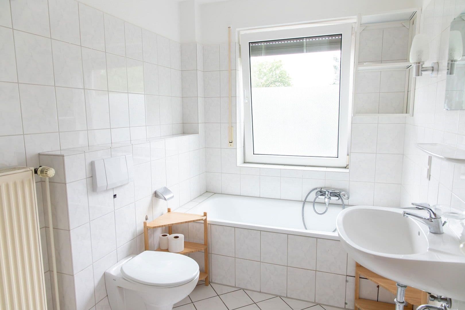 Predaj bytu 3-izbový 74 m², Rastede, Dolné Sasko Predaj bytu 3-izbový 74 m², Rastede, Dolné Sasko