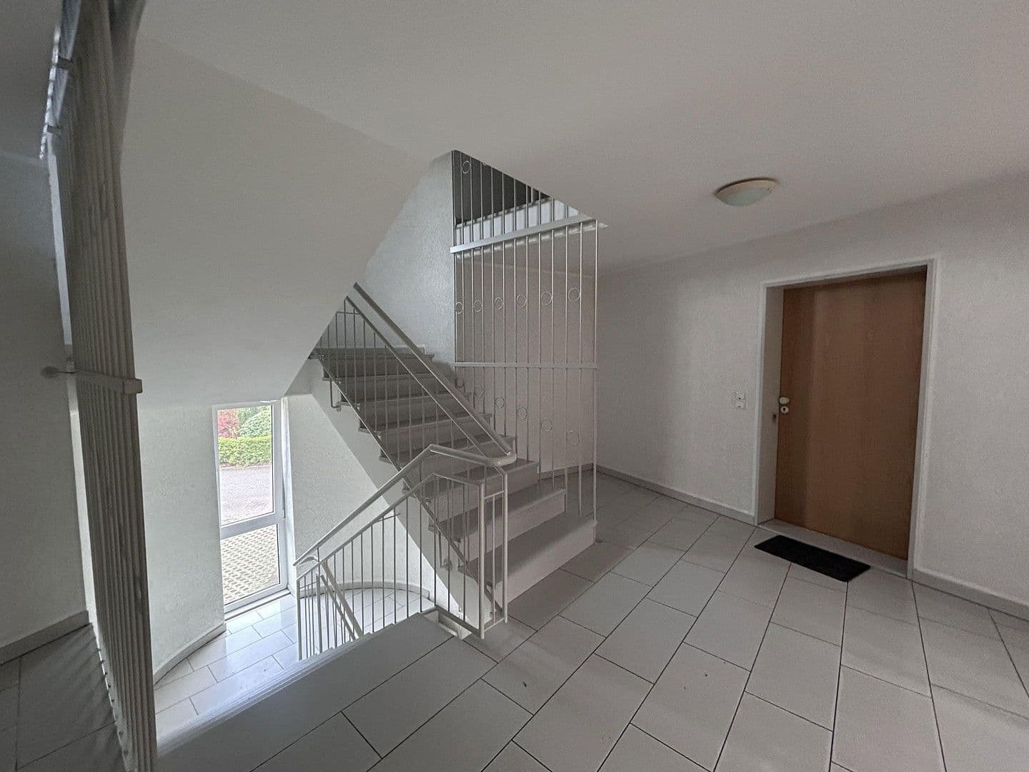 Predaj bytu 3-izbový 74 m², Rastede, Dolné Sasko Predaj bytu 3-izbový 74 m², Rastede, Dolné Sasko
