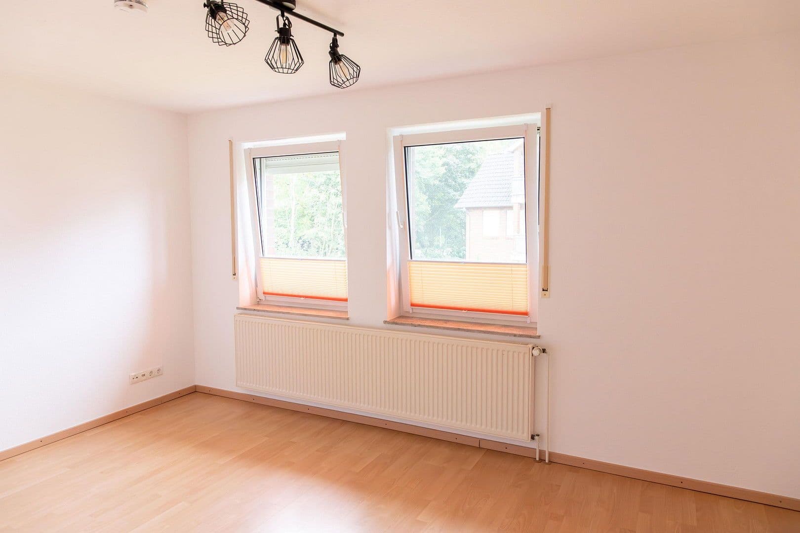 Predaj bytu 3-izbový 74 m², Rastede, Dolné Sasko Predaj bytu 3-izbový 74 m², Rastede, Dolné Sasko