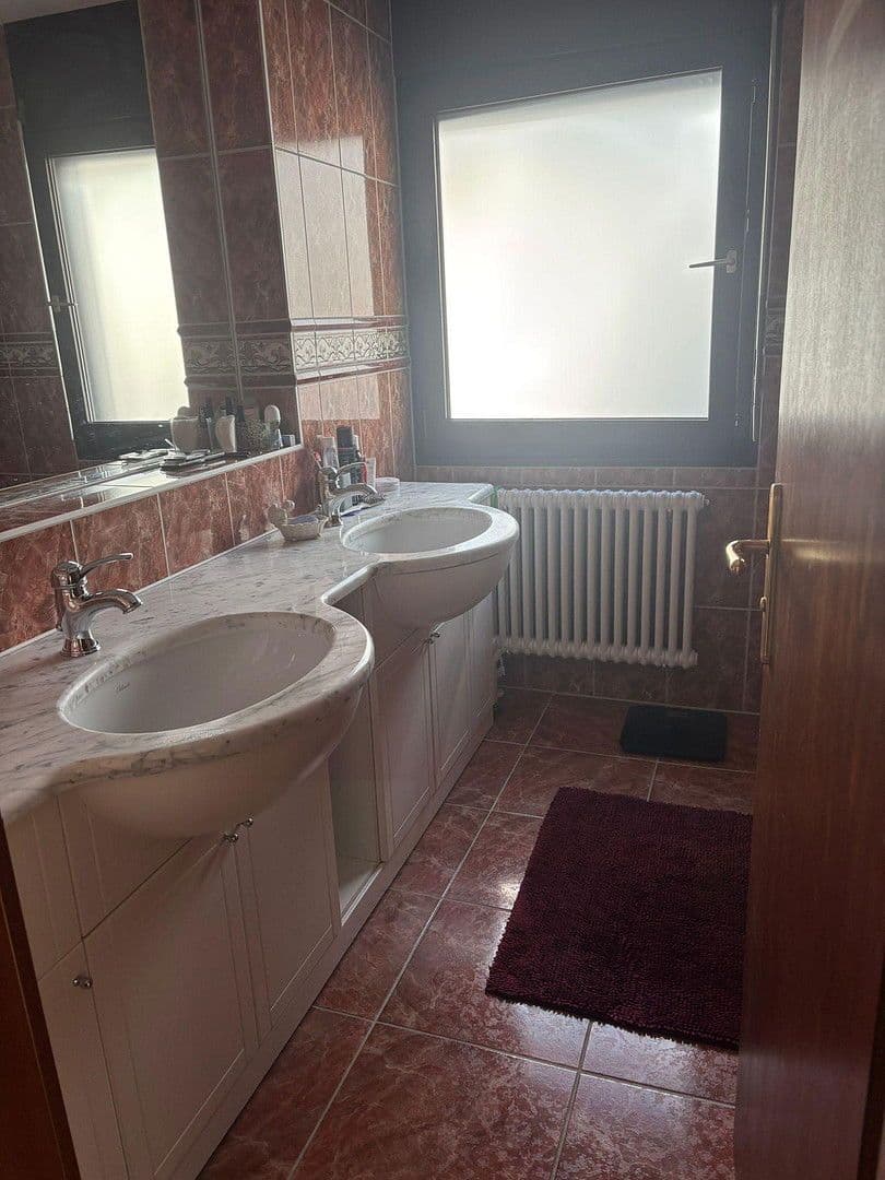 Predaj domu 298 m², pozemek 1.108 m², Windorf, Bavorsko Predaj domu 298 m², pozemek 1.108 m², Windorf, Bavorsko