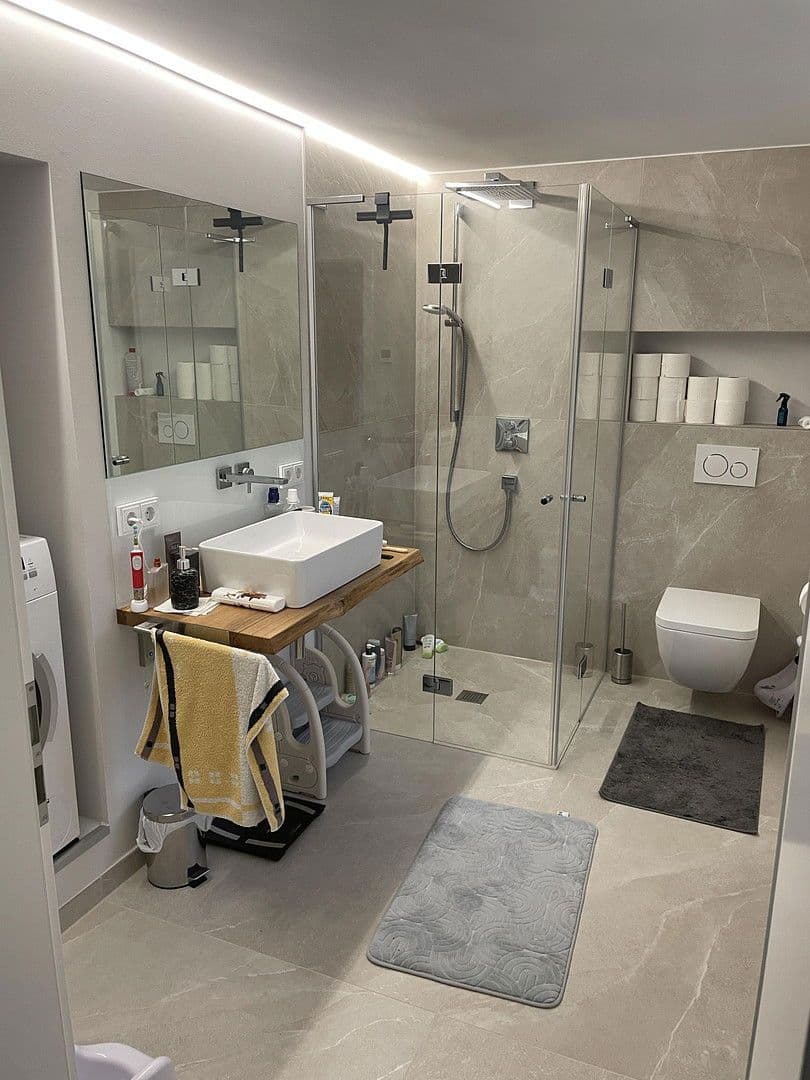 Predaj domu 298 m², pozemek 1.108 m², Windorf, Bavorsko Predaj domu 298 m², pozemek 1.108 m², Windorf, Bavorsko