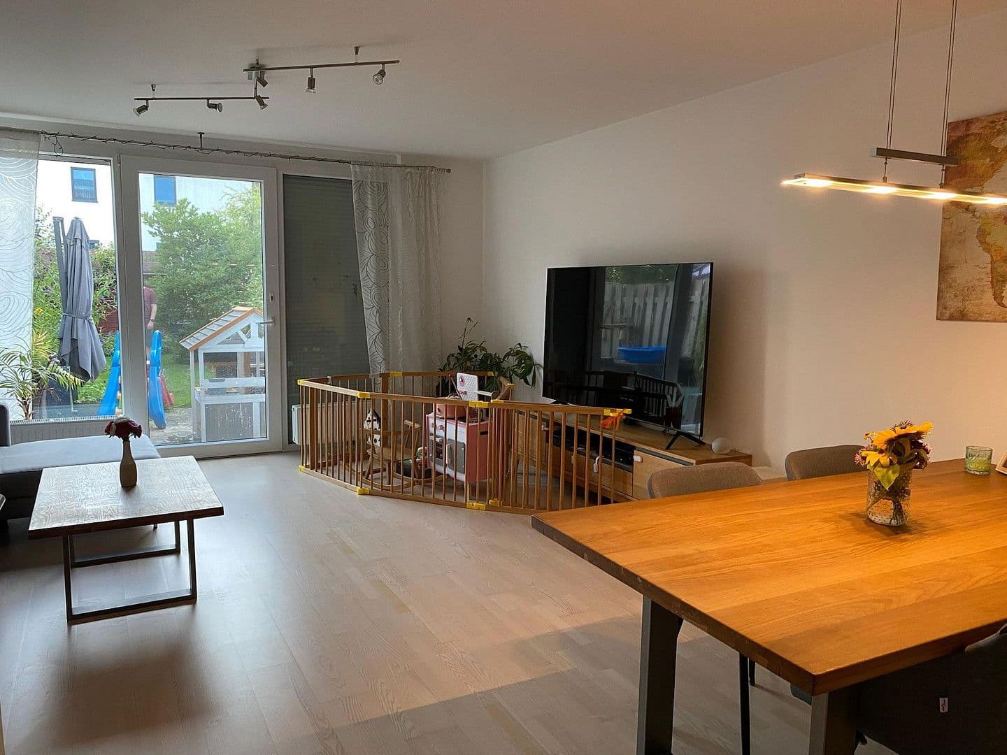 Predaj domu 133 m², pozemek 261 m², Bremen, Brémy Predaj domu 133 m², pozemek 261 m², Bremen, Brémy