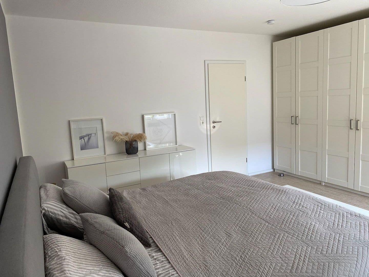 Predaj domu 133 m², pozemek 261 m², Bremen, Brémy Predaj domu 133 m², pozemek 261 m², Bremen, Brémy