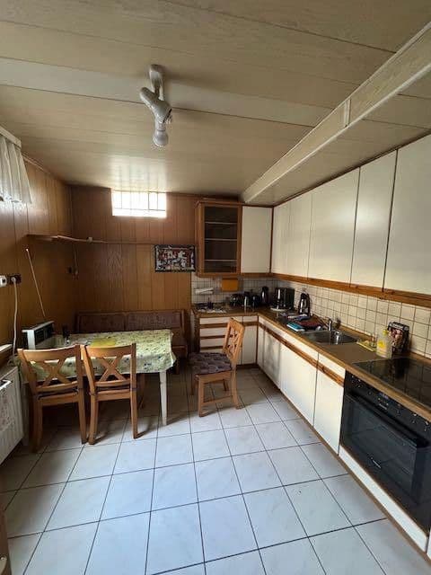 Predaj domu 320 m², pozemek 490 m², Idstein, Hesensko Predaj domu 320 m², pozemek 490 m², Idstein, Hesensko