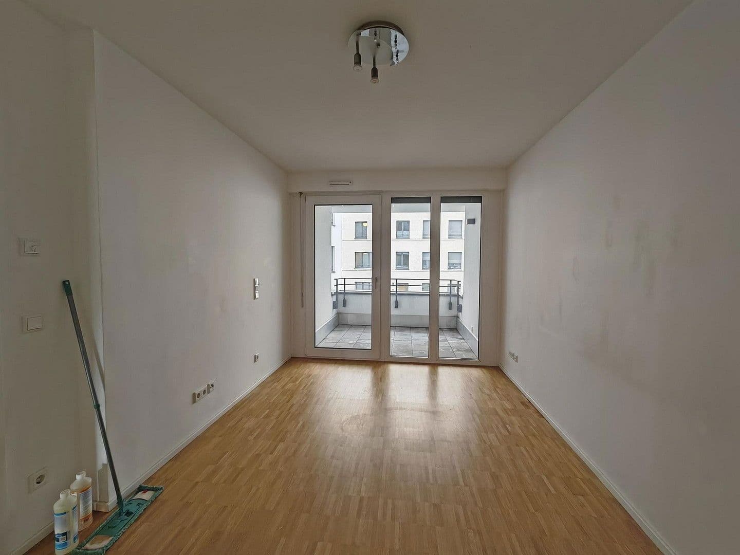Prenájom bytu 3-izbový 72 m², Johanna-Dachs-Str. 34, Regensburg, Bavorsko Prenájom bytu 3-izbový 72 m², Johanna-Dachs-Str. 34, Regensburg, Bavorsko