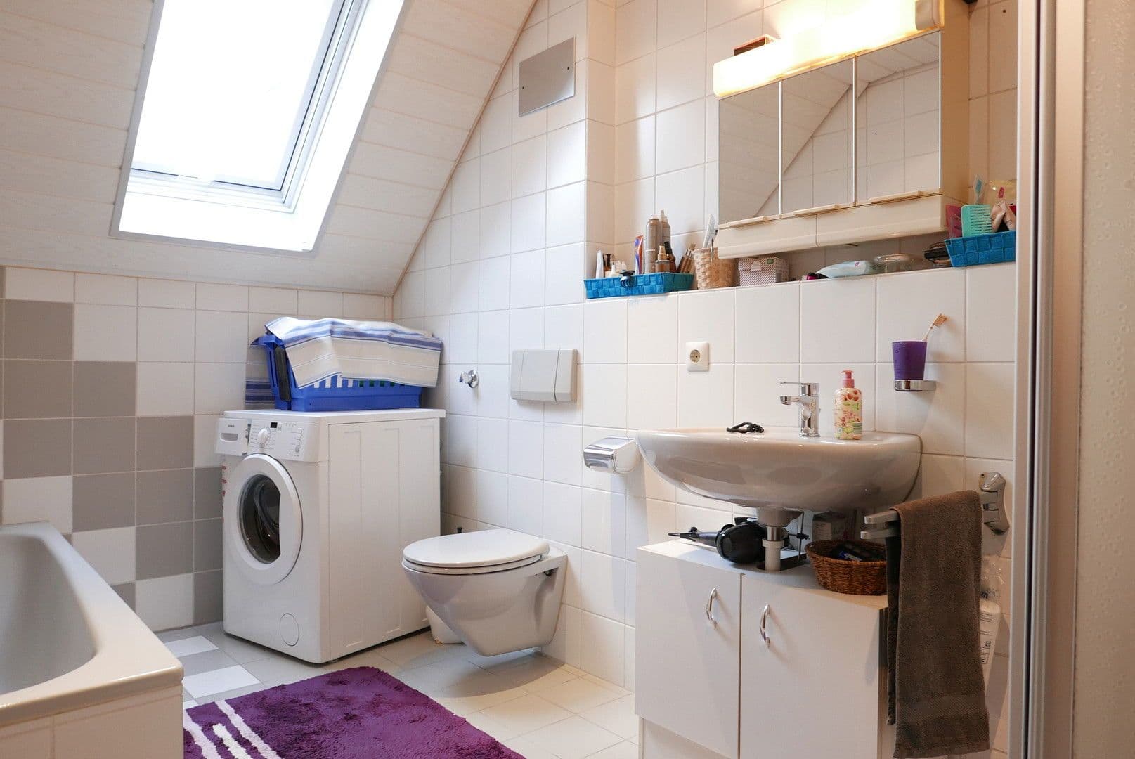 Prenájom bytu 2-izbový 56 m², Kernerstraße 1, Aspach, Bádensko-Wurttembersko Prenájom bytu 2-izbový 56 m², Kernerstraße 1, Aspach, Bádensko-Wurttembersko