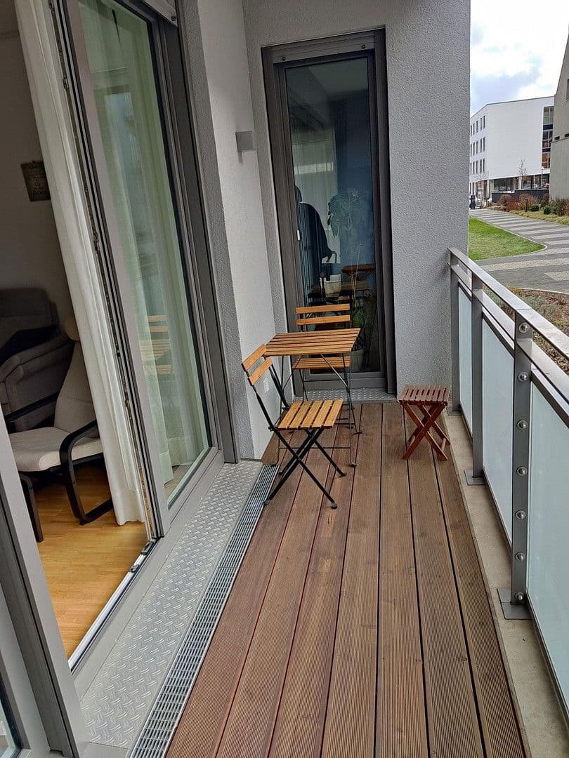 Prenájom bytu 4-izbový 112 m², Berlin, Berlín Prenájom bytu 4-izbový 112 m², Berlin, Berlín