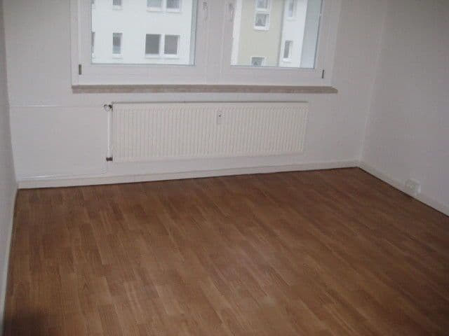 Prenájom bytu 2-izbový 46 m², Strasse des Aufbaus 15, Am Ohmberg, Durínsko Prenájom bytu 2-izbový 46 m², Strasse des Aufbaus 15, Am Ohmberg, Durínsko