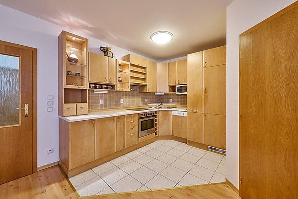 Prenájom bytu 2-izbový 50 m², Paříkova, Praha, Praha Prenájom bytu 2-izbový 50 m², Paříkova, Praha, Praha