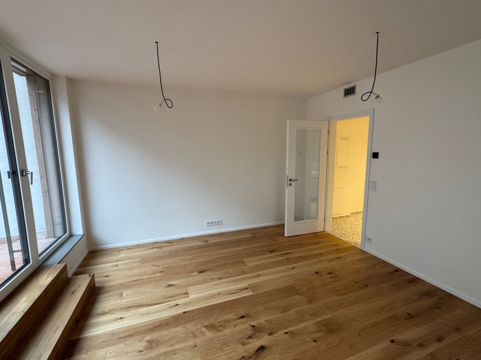 Prenájom bytu 1-izbový 35 m², U Komína, Praha, Praha Prenájom bytu 1-izbový 35 m², U Komína, Praha, Praha