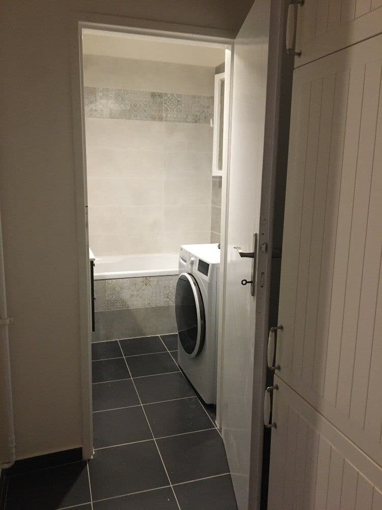 Prenájom bytu 1-izbový 28 m², Na Veselí, Praha, Praha Prenájom bytu 1-izbový 28 m², Na Veselí, Praha, Praha