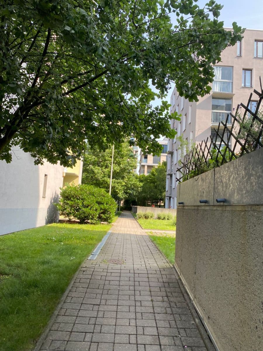 Prenájom bytu 1-izbový 37 m², K Sídlišti, Praha, Praha Prenájom bytu 1-izbový 37 m², K Sídlišti, Praha, Praha