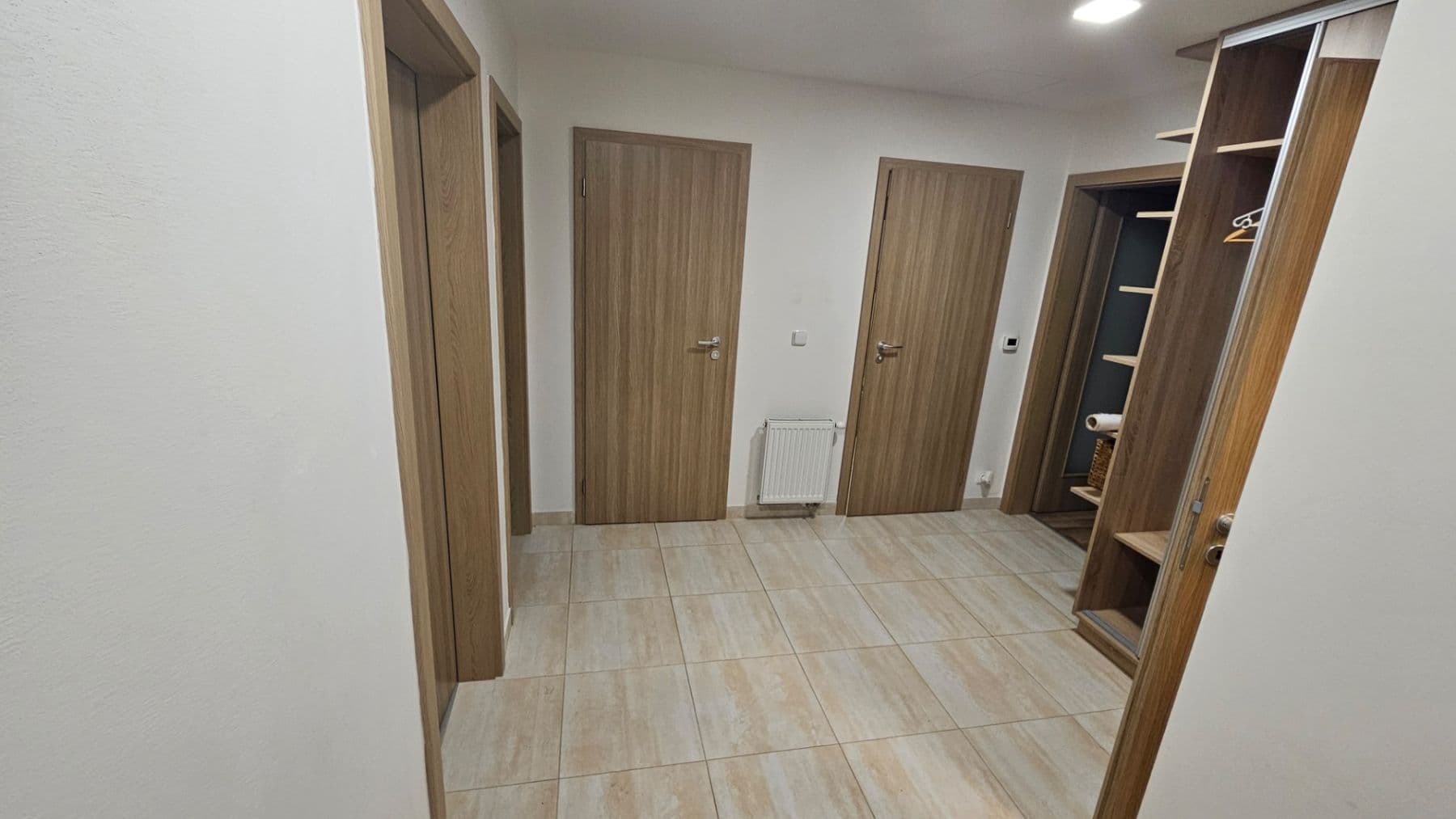 Prenájom bytu 3-izbový 66 m², Jindřicha Bubeníčka, Praha, Praha Prenájom bytu 3-izbový 66 m², Jindřicha Bubeníčka, Praha, Praha