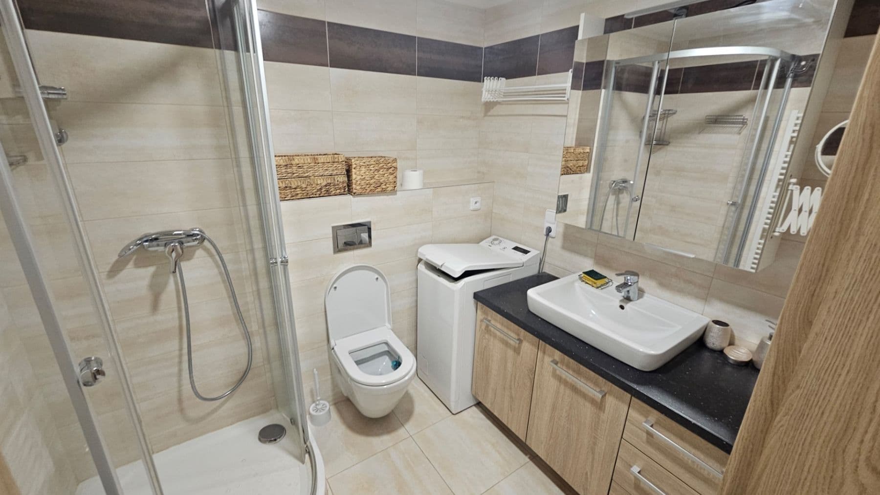 Prenájom bytu 3-izbový 66 m², Jindřicha Bubeníčka, Praha, Praha Prenájom bytu 3-izbový 66 m², Jindřicha Bubeníčka, Praha, Praha