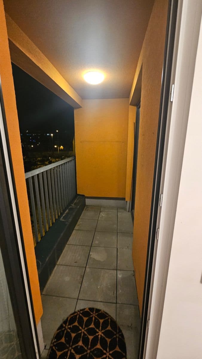 Prenájom bytu 3-izbový 66 m², Jindřicha Bubeníčka, Praha, Praha Prenájom bytu 3-izbový 66 m², Jindřicha Bubeníčka, Praha, Praha