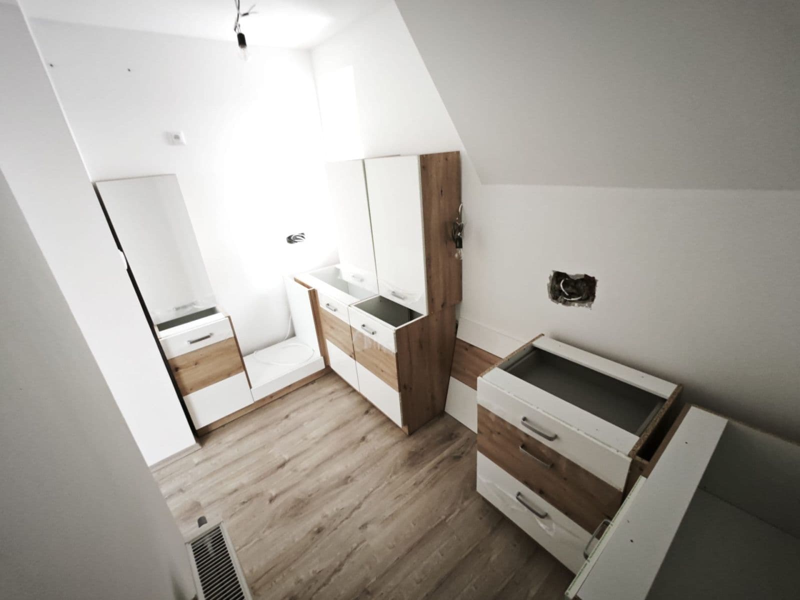 Prenájom bytu 3-izbový 70 m², Ščerbovského, Ostrava, Moravskoslezský kraj Prenájom bytu 3-izbový 70 m², Ščerbovského, Ostrava, Moravskoslezský kraj