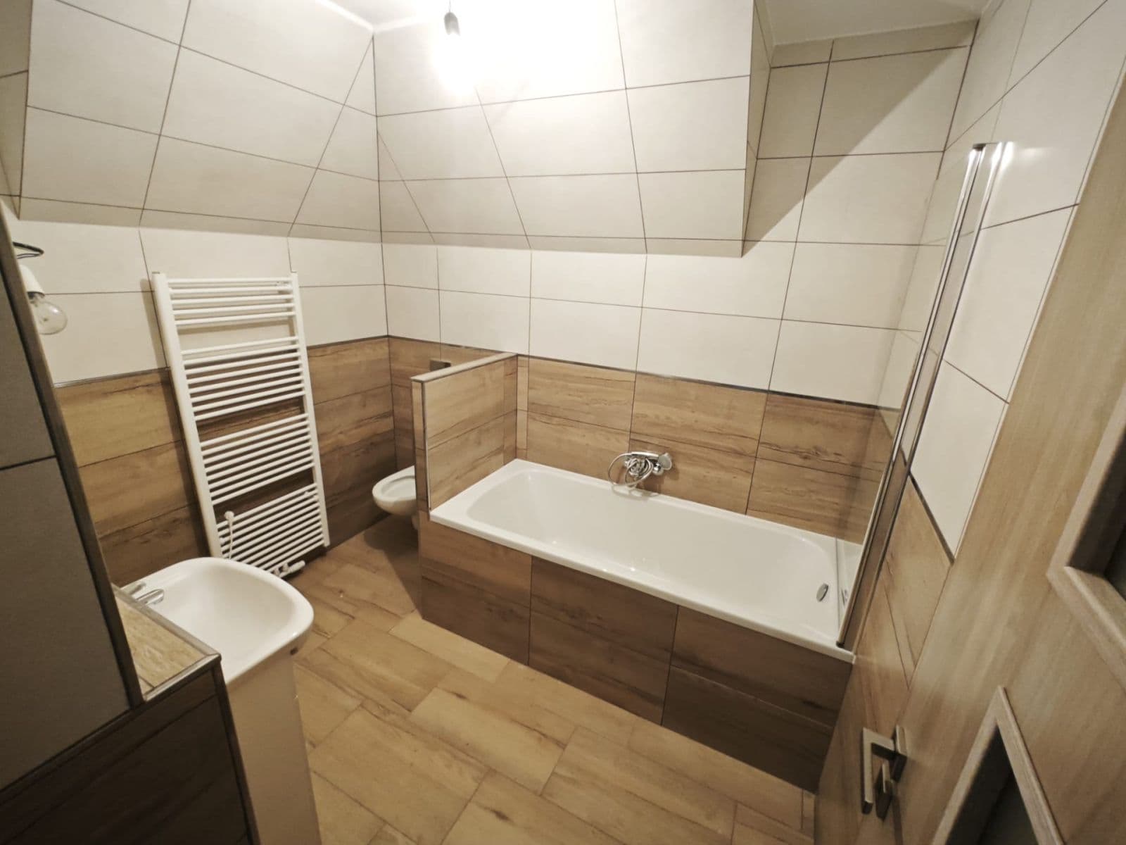 Prenájom bytu 3-izbový 70 m², Ščerbovského, Ostrava, Moravskoslezský kraj Prenájom bytu 3-izbový 70 m², Ščerbovského, Ostrava, Moravskoslezský kraj