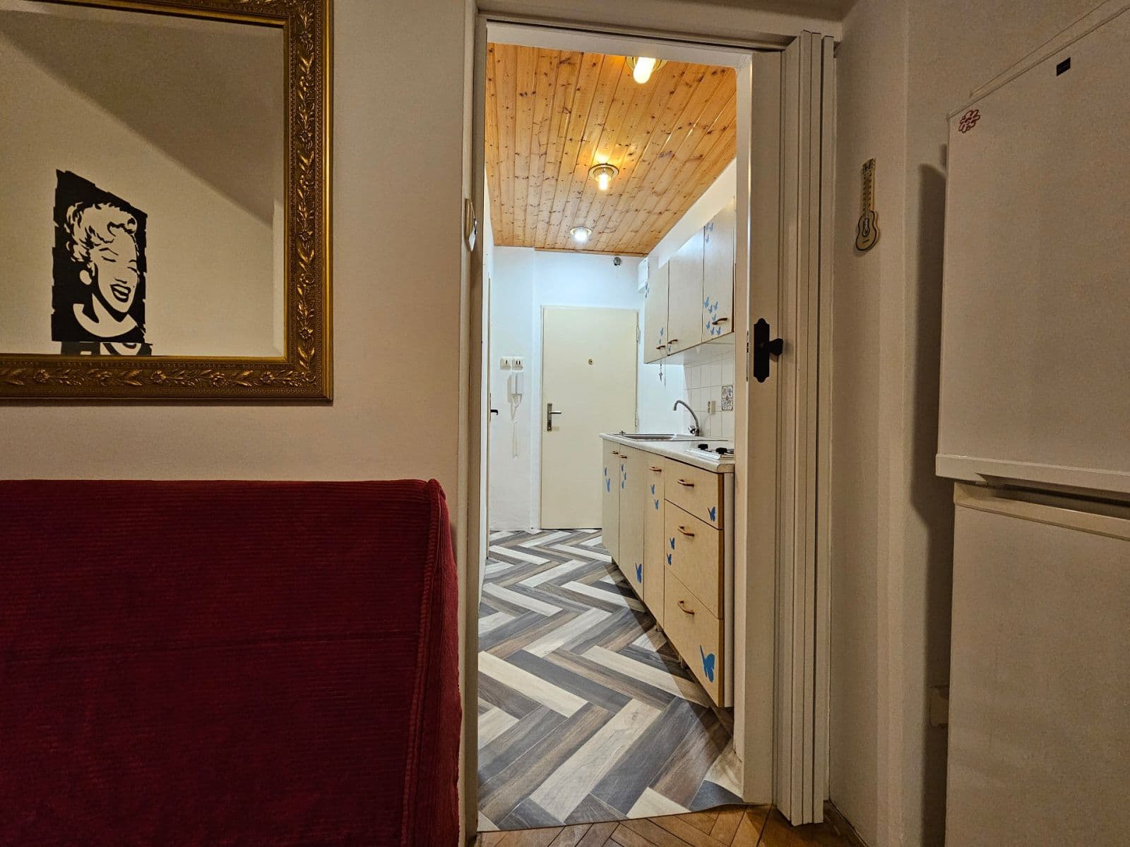 Predaj bytu 1-izbový 28 m², Jeremenkova, Praha, Praha Predaj bytu 1-izbový 28 m², Jeremenkova, Praha, Praha