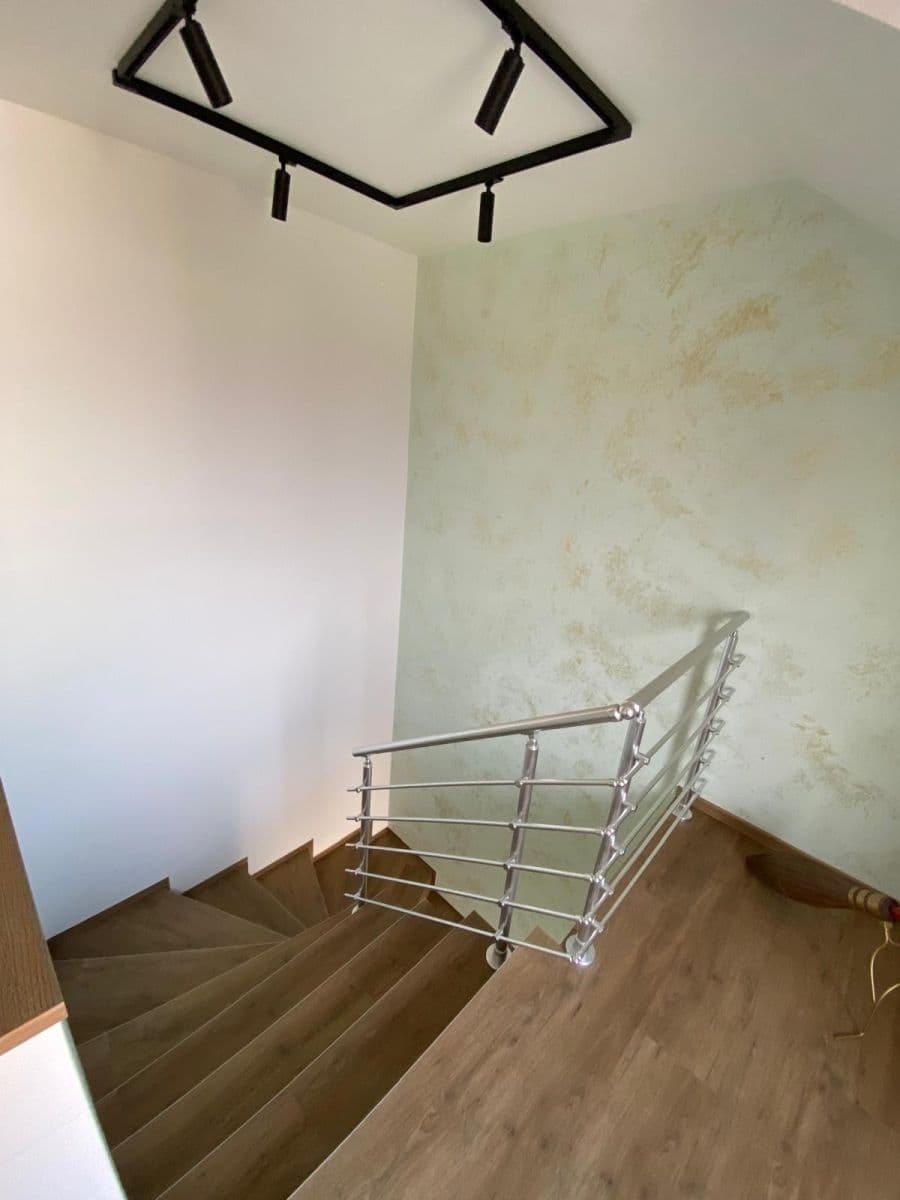 Prenájom domu 137 m², pozemek 200 m², Tursko, Středočeský kraj Prenájom domu 137 m², pozemek 200 m², Tursko, Středočeský kraj